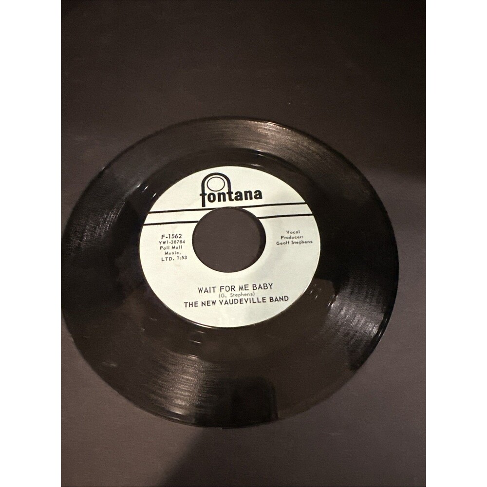 Fontana 45 The‎ New Vaudeville Band “Winchester Cathedral” “Wait For Me Baby”